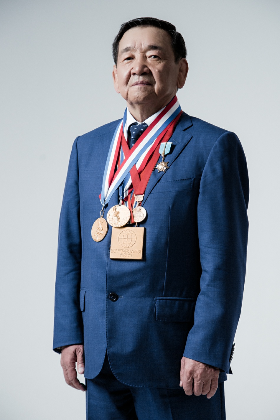 Жақсылық Әмірәліұлы Үшкемпіров