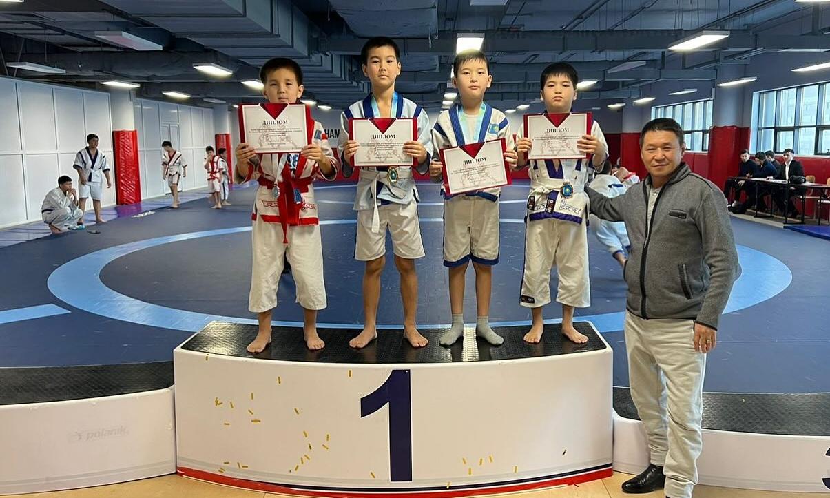 Турнир по казахской борьбе среди детей и юношей от 6 до 16 лет