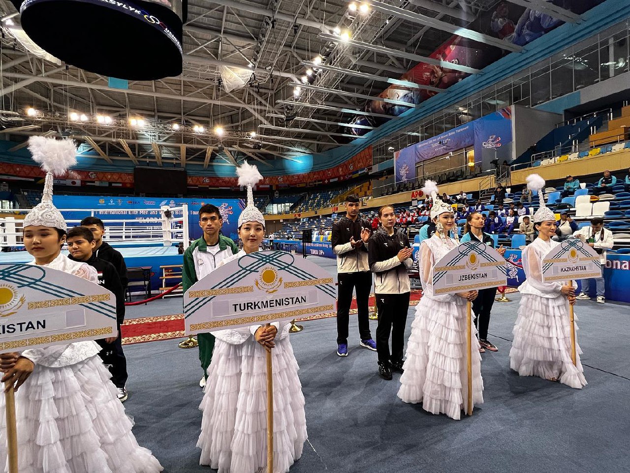 Церемония открытия I Международного турнира по боксу между мужчинами и женщинами «Кубок столицы»