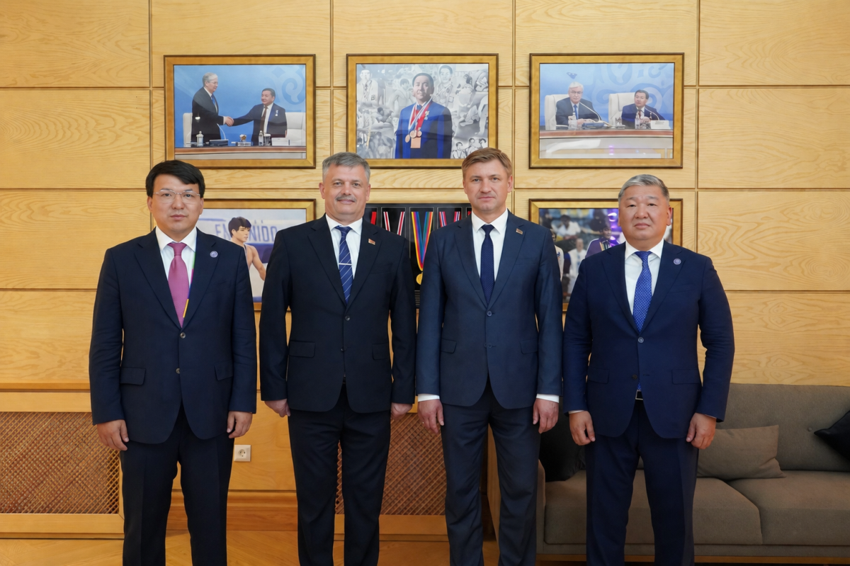 Беларусь Республикасының делегациясы Жақсылық Үшкемпіров атындағы жекпе-жек сарайына барды